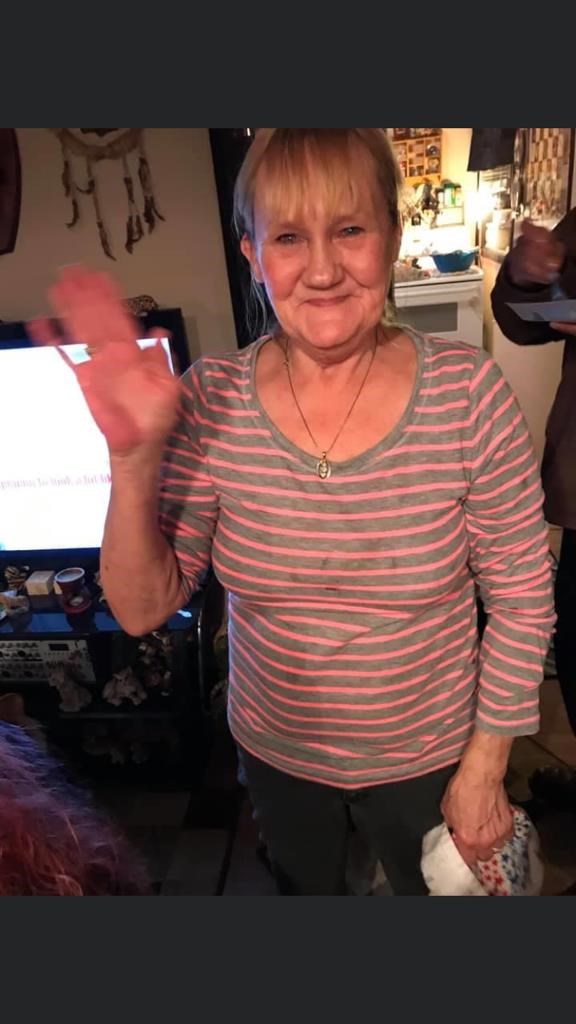 Obituary of Vivian Darlene Helmondollar