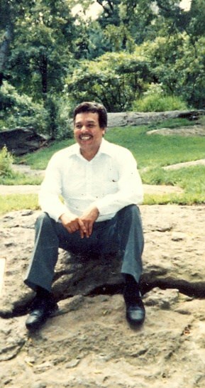 Obituary of Lucas R Perez