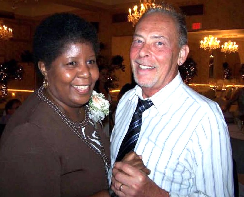 Obituary of Muriel Denise Bro.