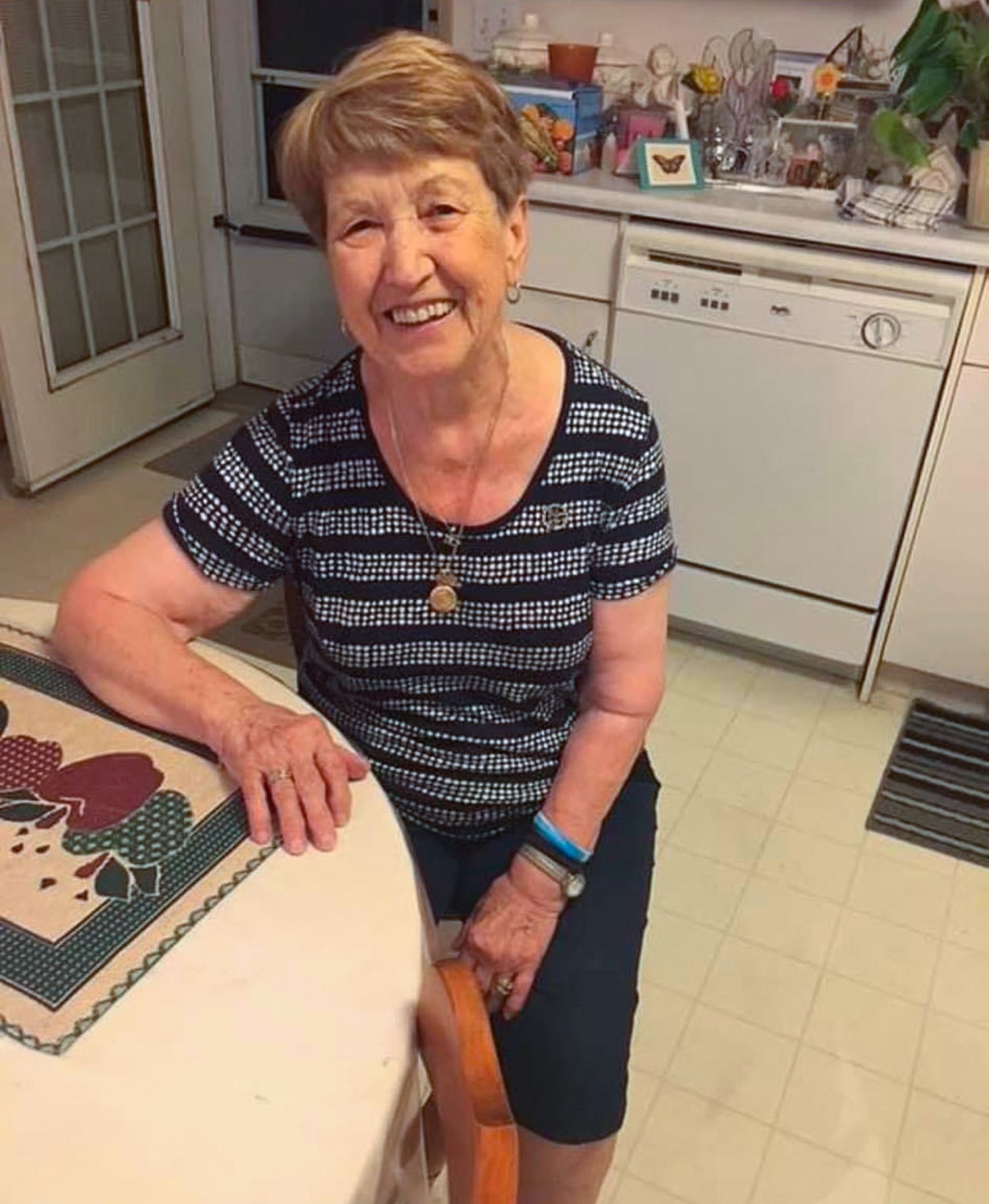 Obituary of Polichronia "Nina" Moutsos