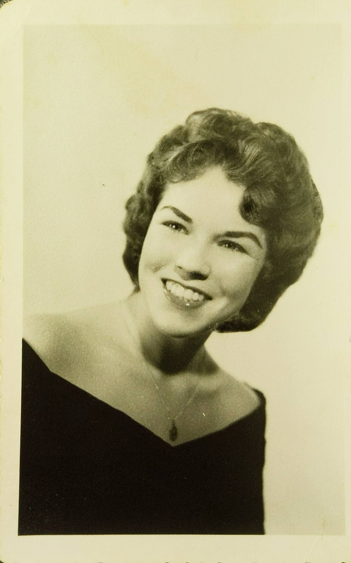 Obituary of Deanna "Dee" Sinopoli