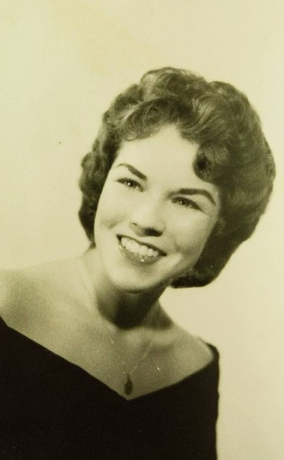 Obituary of Deanna "Dee" Sinopoli