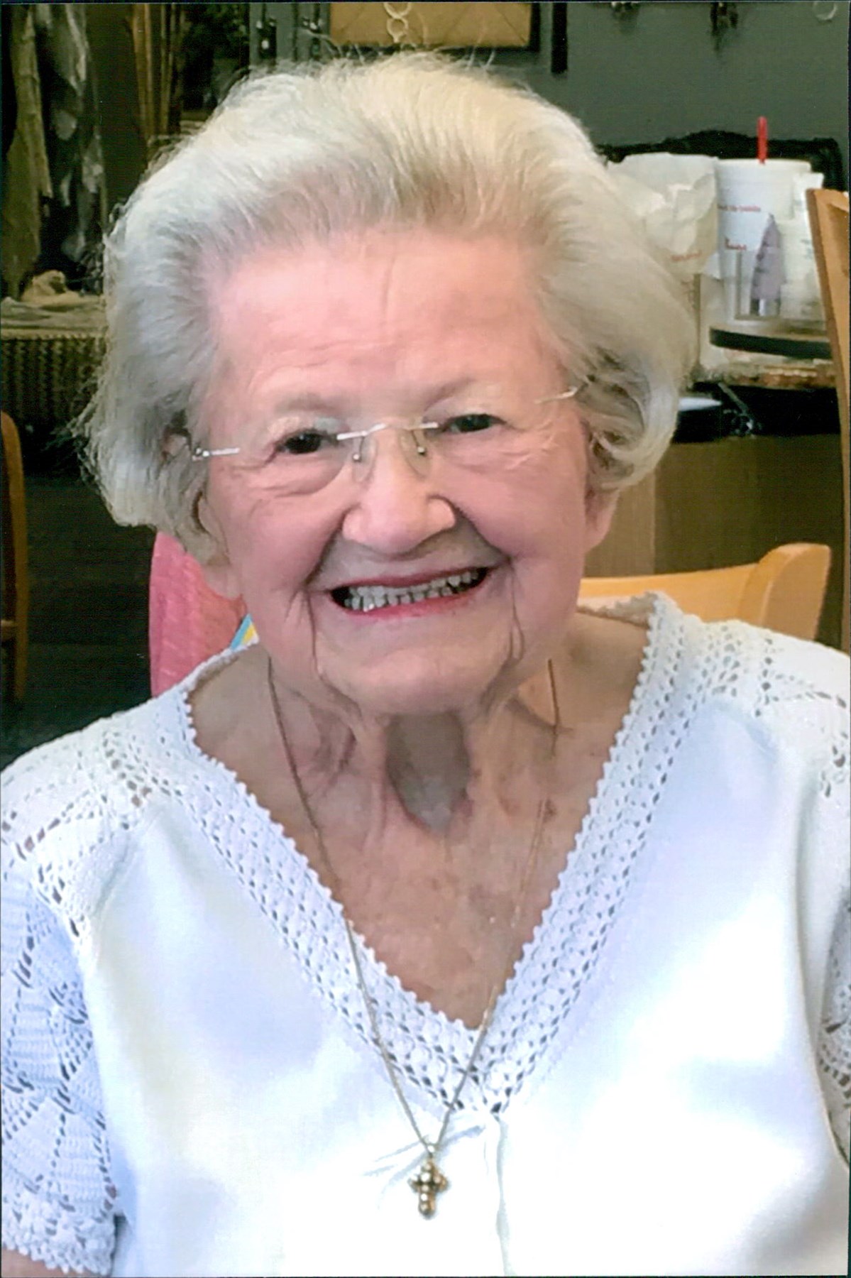 Obituary of Annie Laura McFerrin Head