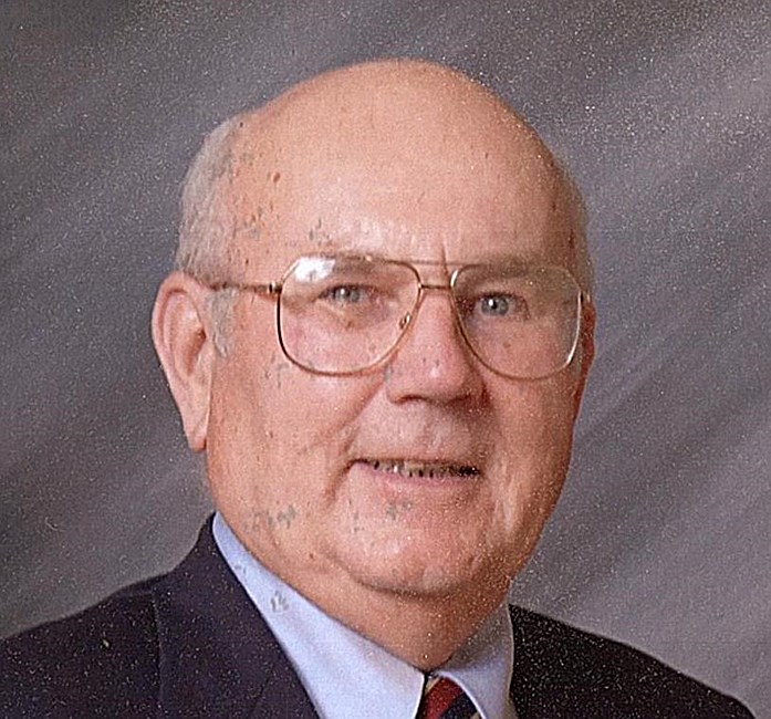 Obituary of John Hutchison MacKinnon Sr.