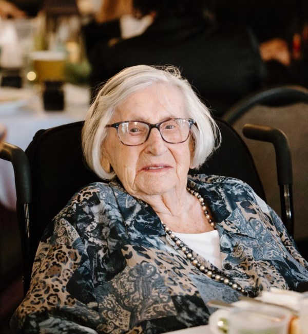 Obituary of Gisela van Laar