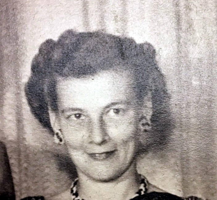 Obituary of Mary K Leslie