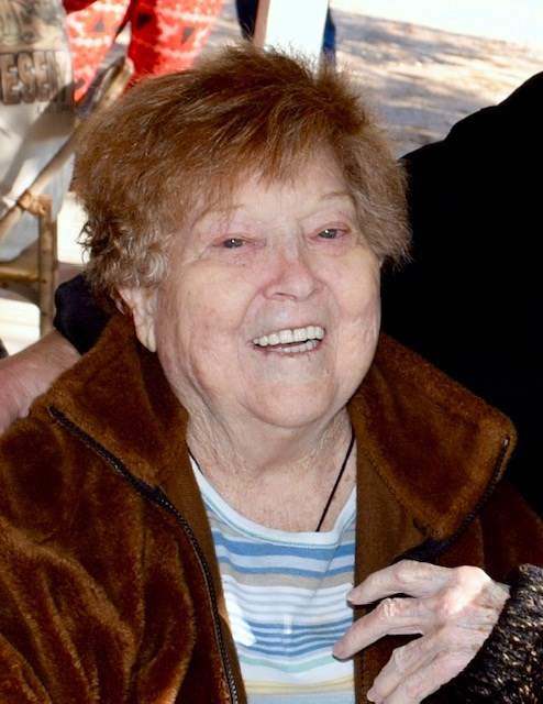Obituary of Joyce Marie Holderness