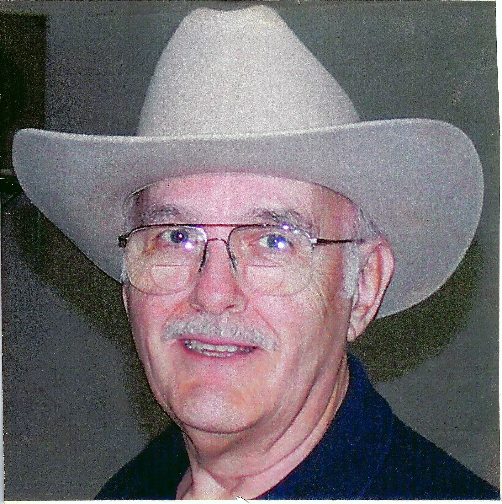 emilio-luis-hinojosa-obituary-kansas-city-mo
