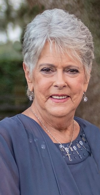 Obituary of Suzanne Girard Mendoza
