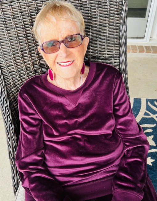 Obituario de Elizabeth Evelyn Evans