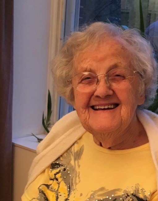 Avis de décès de Elsie Catherine Taylor (nee Holden)