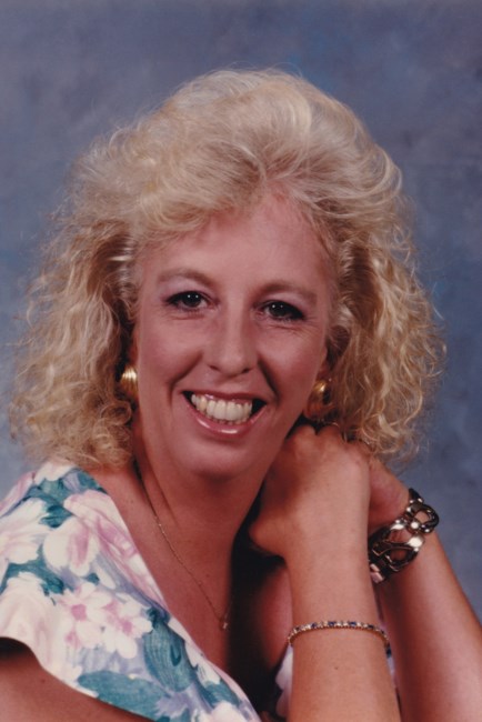 Obituary of Kathryn Ann Lowe