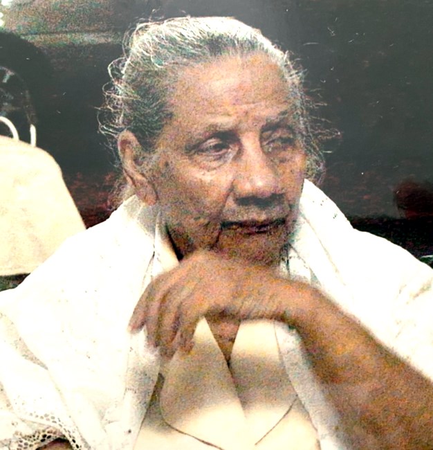 Obituary of María Socorro Quiñonez Velázquez
