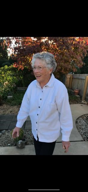 Obituary of Eva Howard