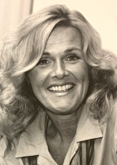 Obituary of Roberta Ann (Pendolari) Golden Poulos