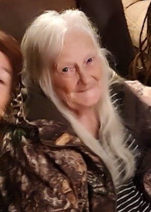 Obituario de Carolyn Diana (Moore) Carrier