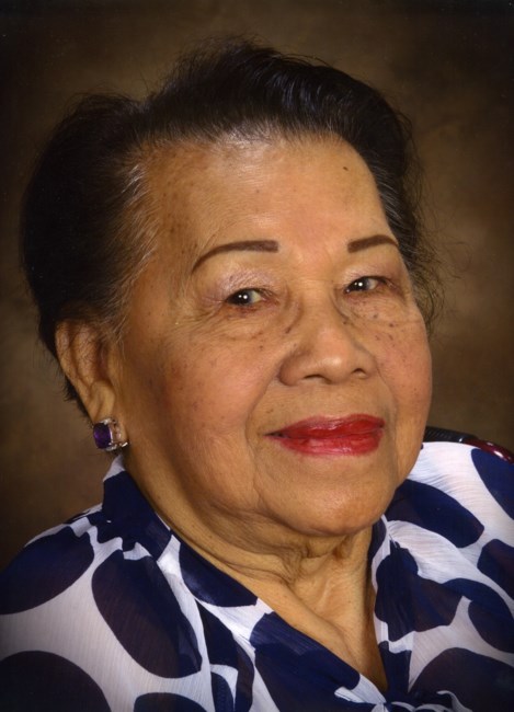 Obituary of Pura Trono