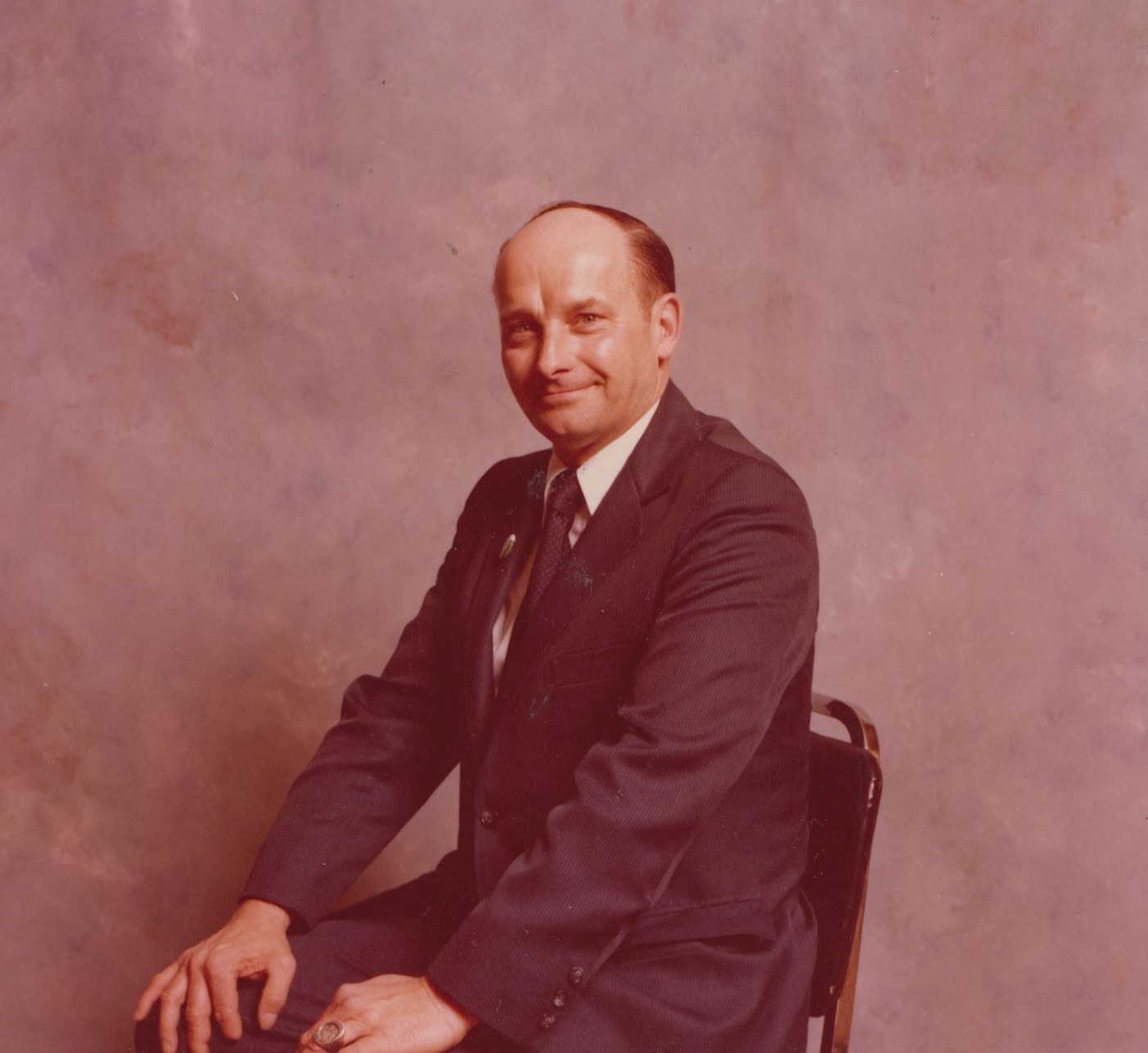 Obituario de Henry Thomas Ahrens