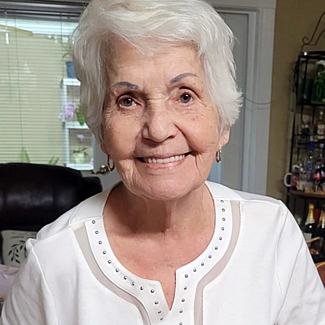 Obituary of Angelica Viera Pino