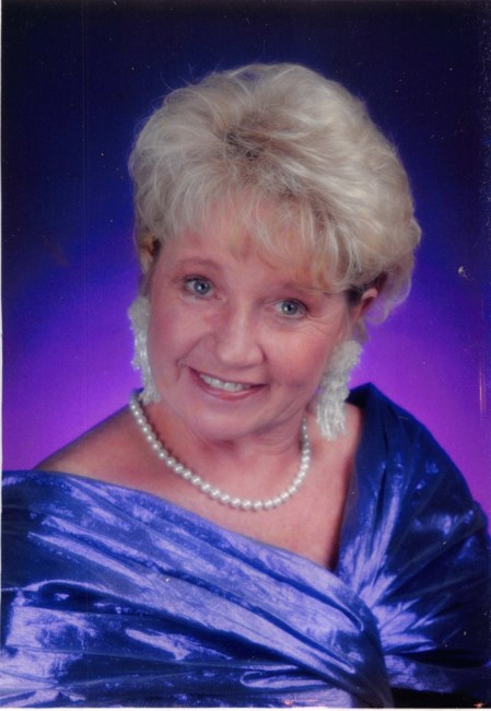 Obituary of Carolyn Hayward