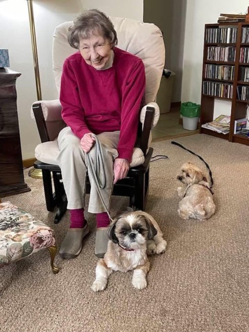 Avis de décès de Luella Mae Burns