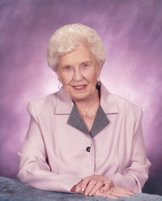 Obituary of Betty Hope Pence Featherstone
