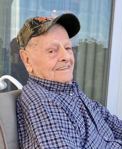 Obituary of Ezra "Bunt" Parrott