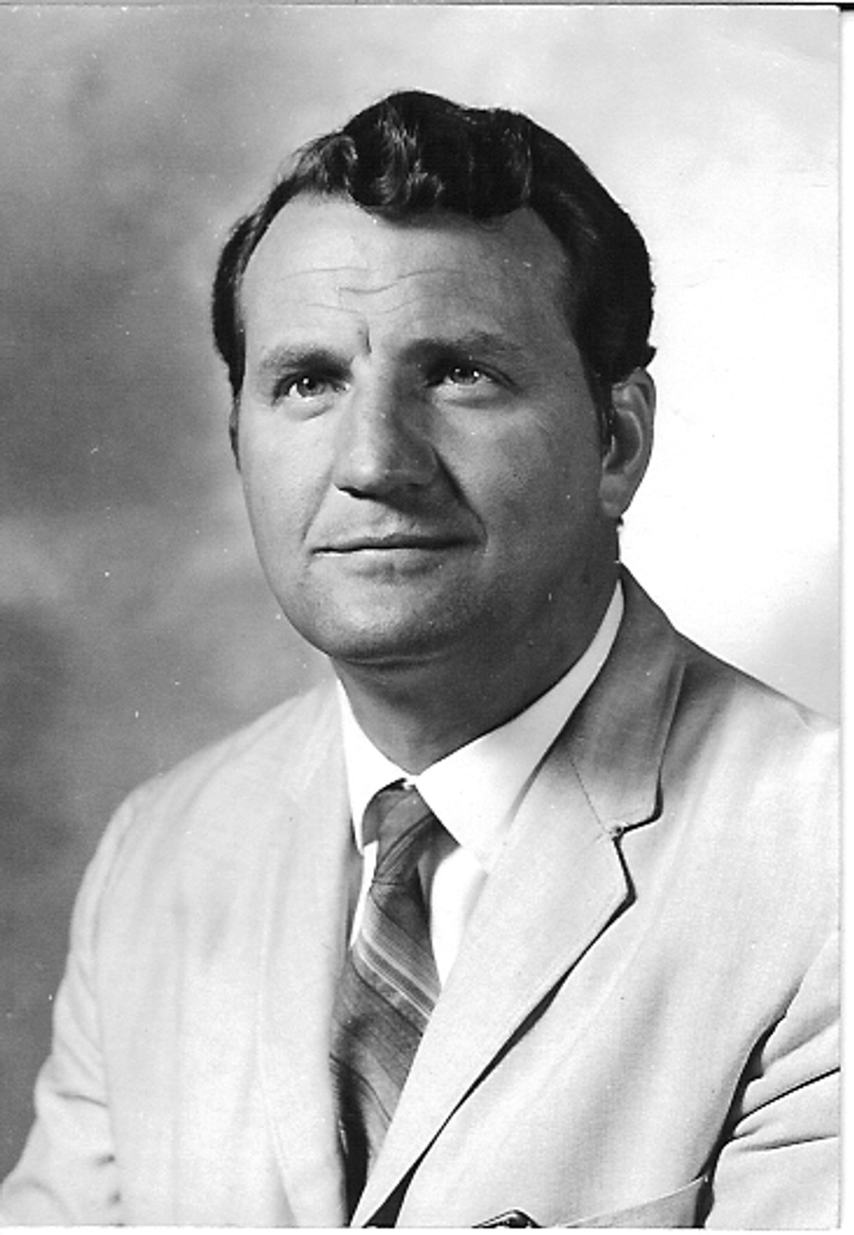 Obituary of Raymond Leonard Connell