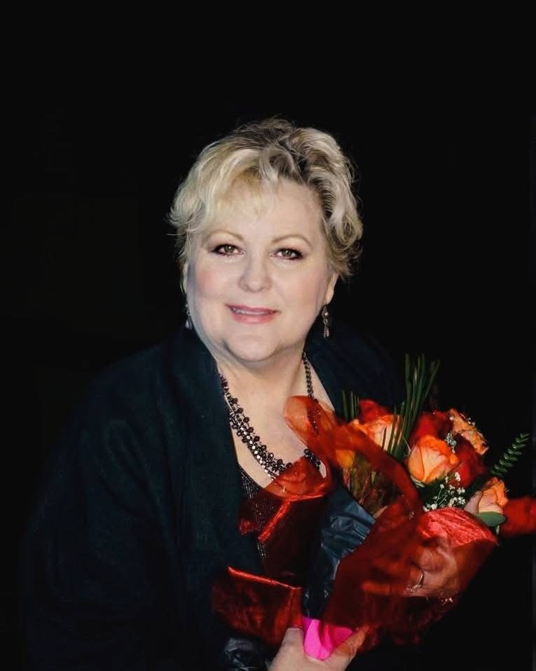 Avis de décès de Esther L Loya