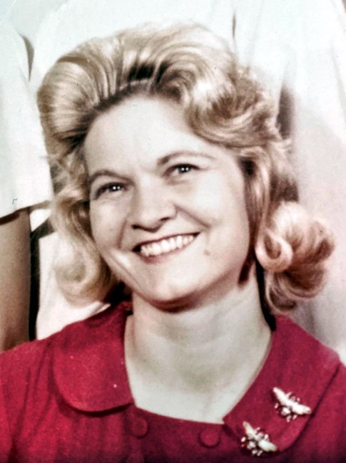 Obituary of L Rebecca Molyneux