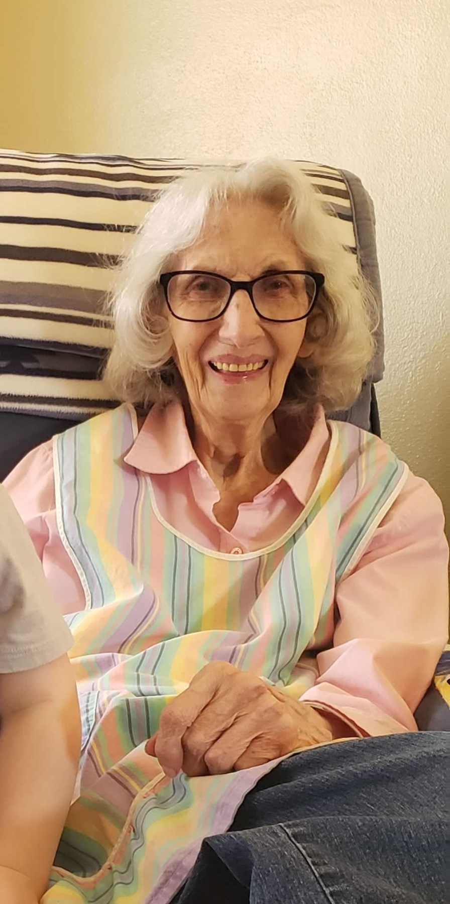 Avis de décès de Dorothy "Dot" Ann (Hautman) Hanes