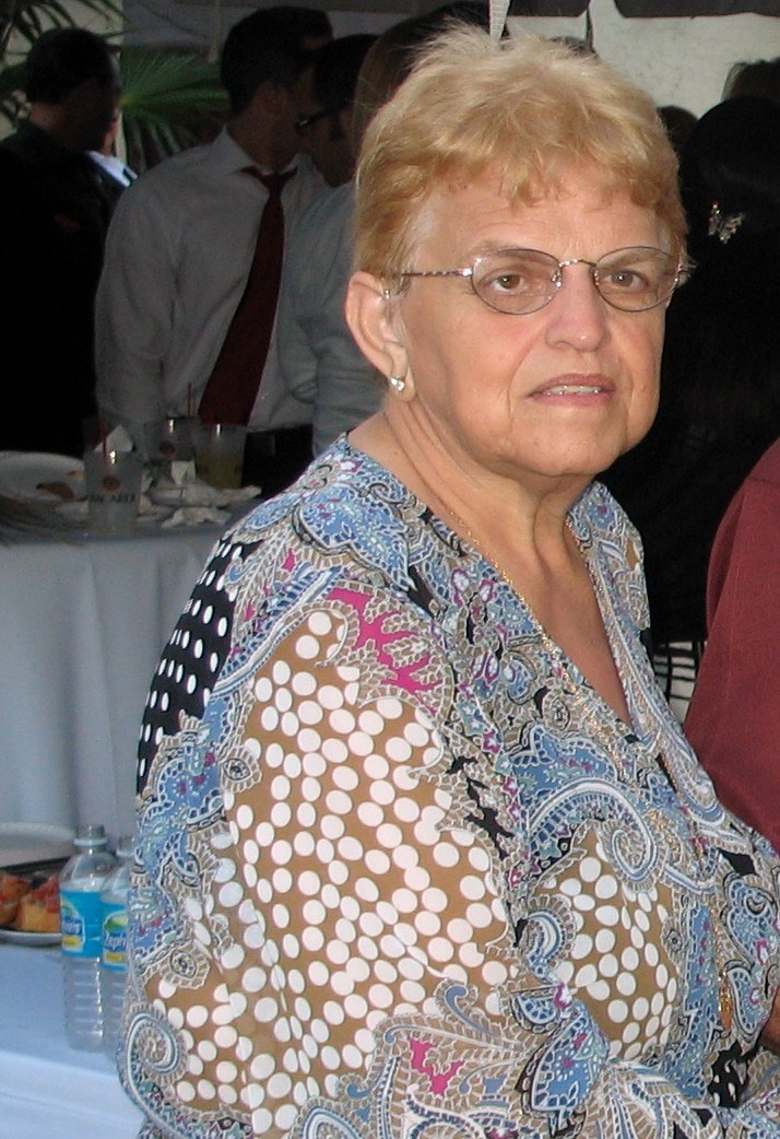 Obituary of Teresa Bóveda