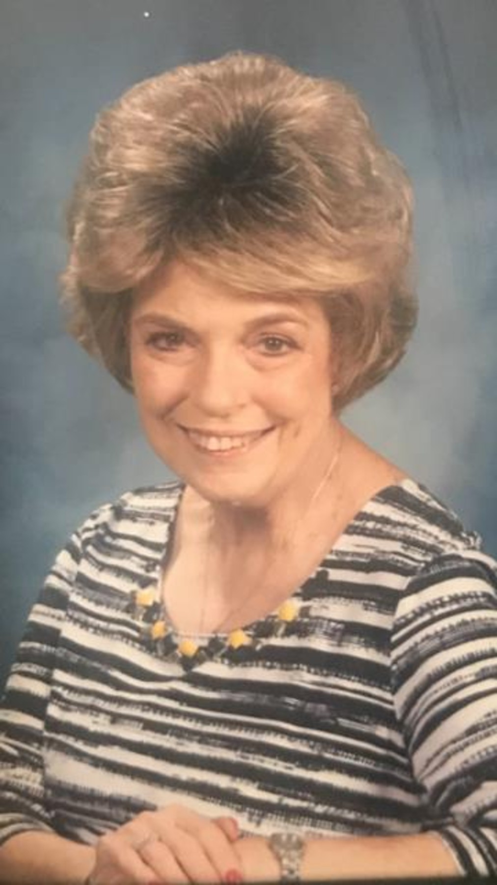 Obituario de Linda Louise Hatley