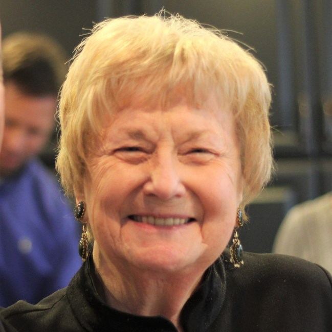 Obituary of Sandra E Traiger