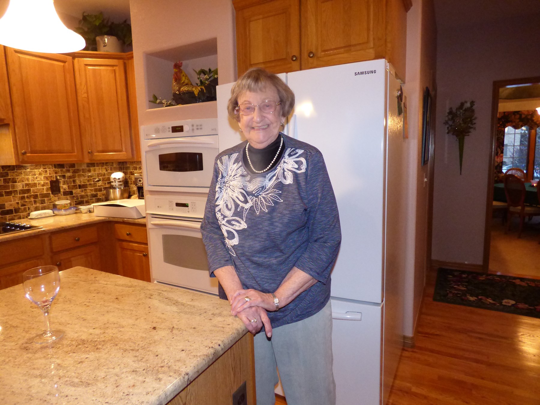 Obituary of Marian Lowena Martin (Petsch)