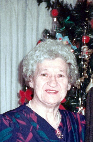 Obituario de Rose Dereweckij