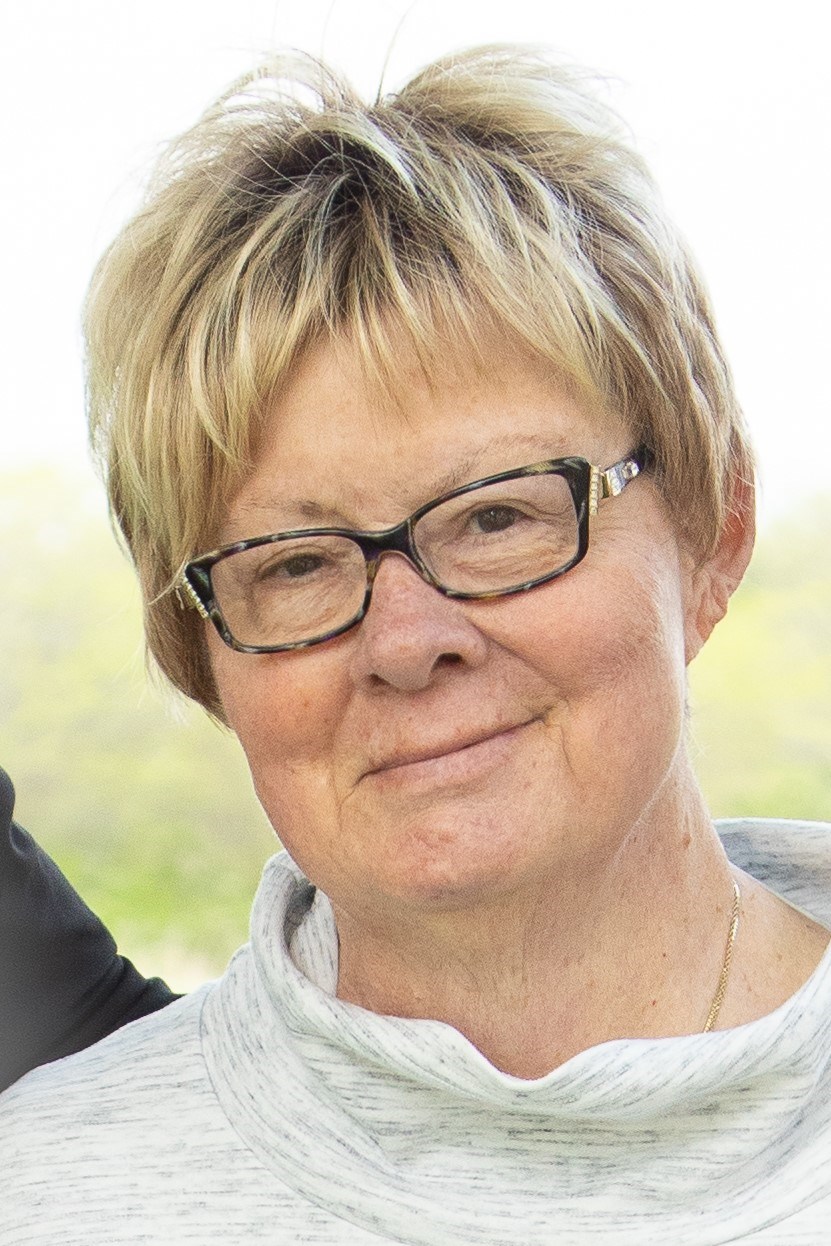 Obituary of Tarra L. Strawn