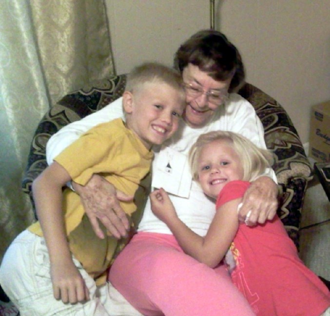 Obituary of Estelle "Tet" Jones