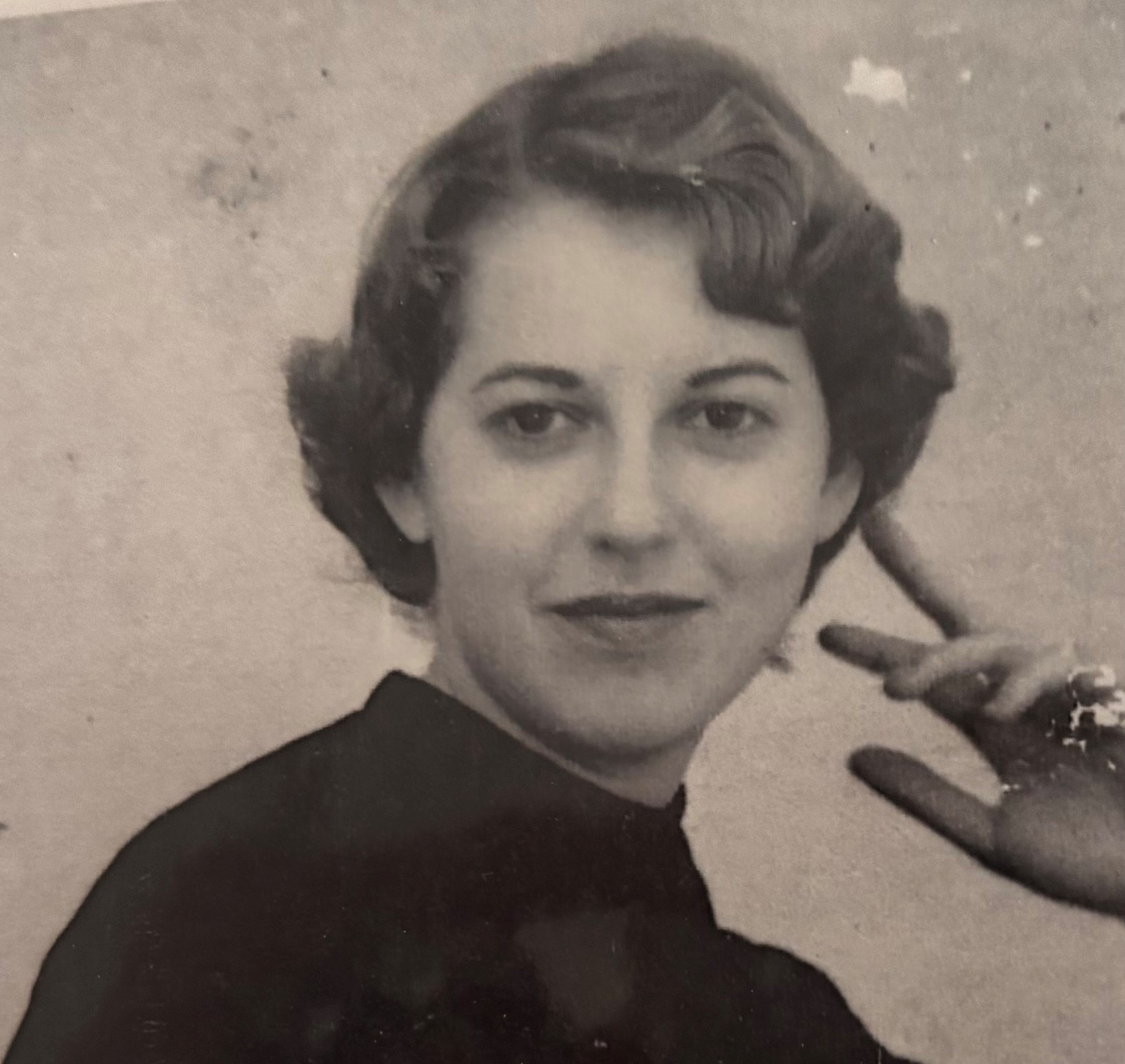Obituary of Shirley Murray