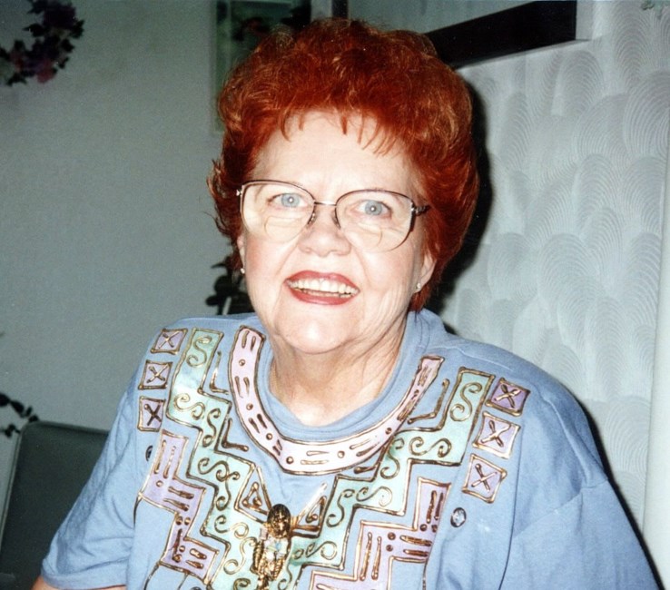 Obituary of Katheleen Holmes