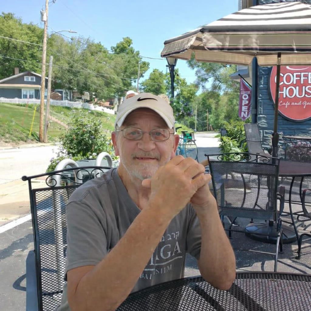 Obituary of Douglas R Beyer