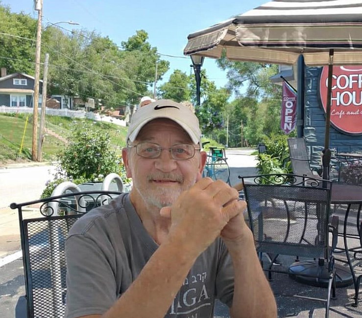 Obituary of Douglas R Beyer