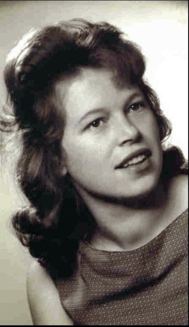 Obituario de Theresia K. Crawford