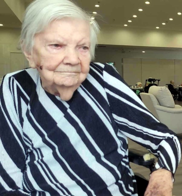 Obituary of Peggy Mill Brown