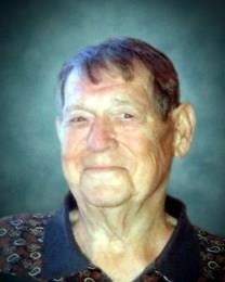 Obituario de Charles Edward House