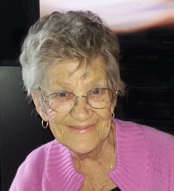 Avis de décès de June Evelyn Hatton