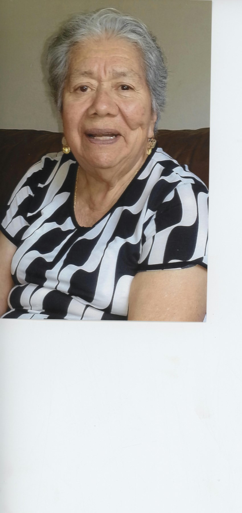 Obituary of Rosa Alvarez