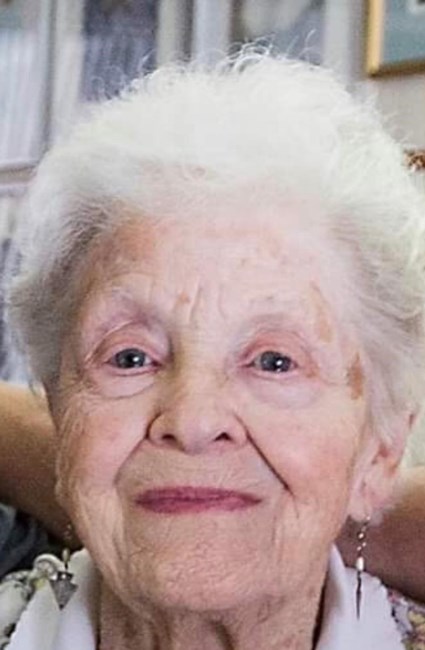 Obituary of Evelyn E. Shover