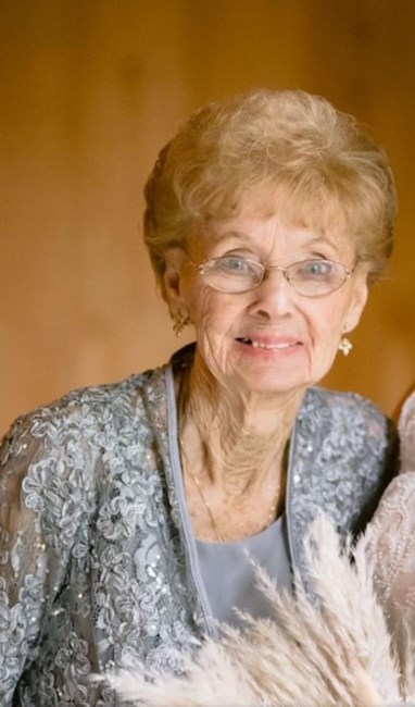 Obituario de Frances Louise Hogan