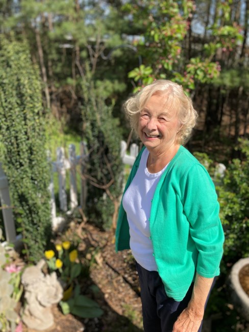 Obituary of Rosemary Hannon Lawrence